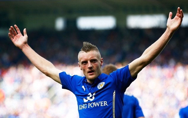 218E567200000578 3096026 Jamie Vardy celebrates after scoring in Leicester s memorable 5 a 73 143263