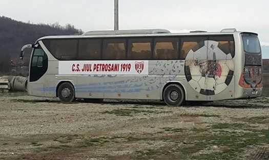 autocar-pandurii-jiul-petrosani1f748d2ff